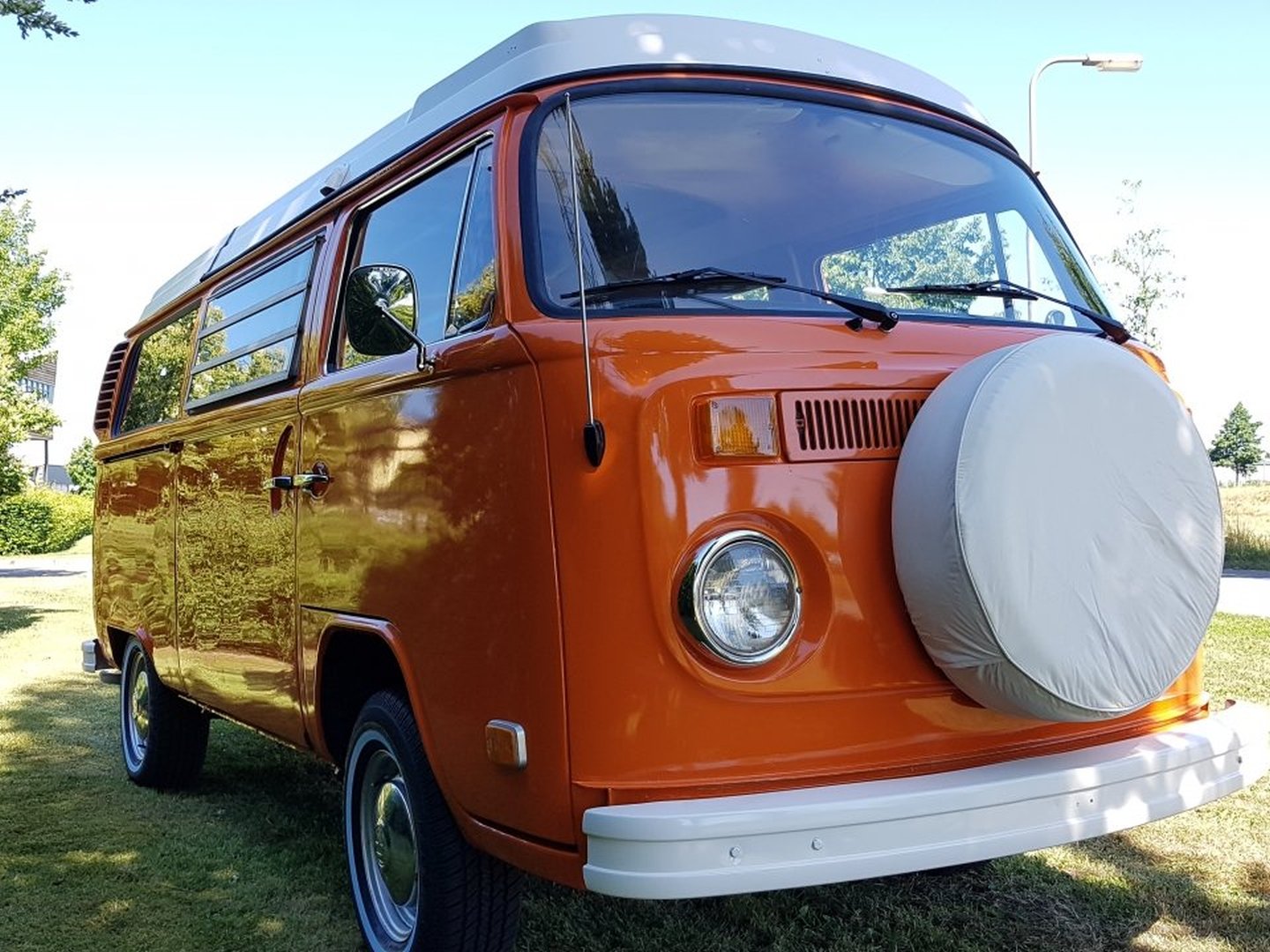 Heideveld Classics - Volkswagen T2B Westfalia 1972