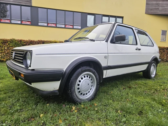 Heideveld Classics - Volkswagen Golf 1.6 Manhatten 1989